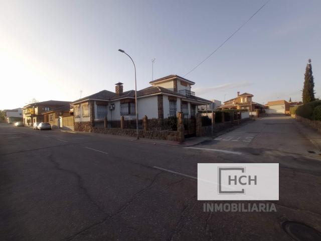 Casa en venta en La Puebla De Montalbán, Toledo