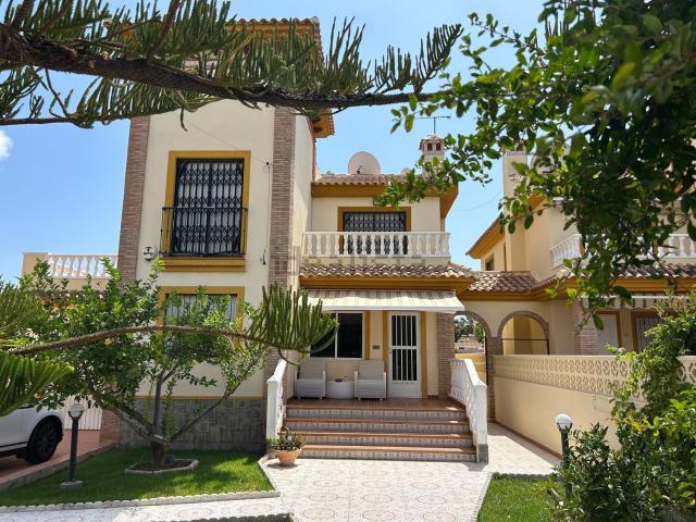 Casa en venta en Torrevieja, Baños de Europa