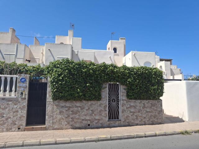 Casa en venta en Torrevieja, Doña Ines