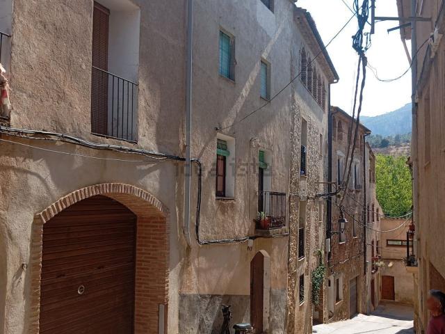 Casa en venta en Priorat, Catalunya
