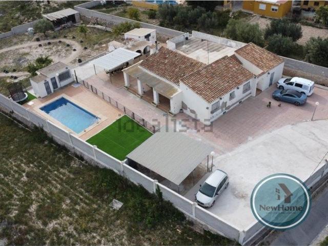 Casa en venta en Bordes, la Marina Baixa