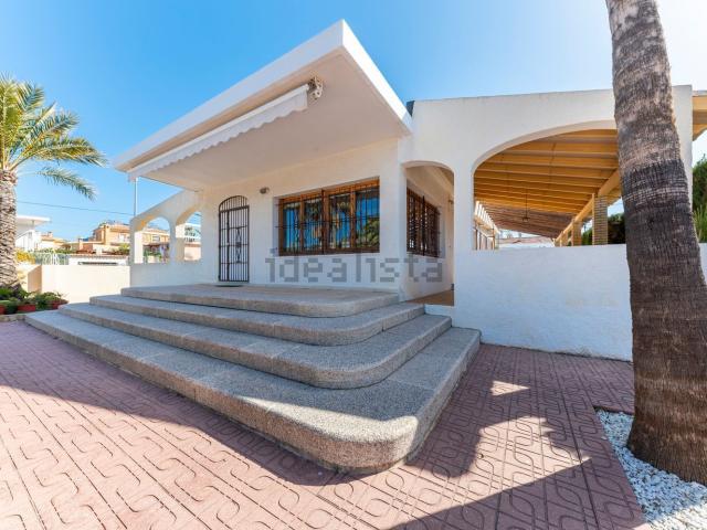 Casa en venta en Villajoyosa, Valencia