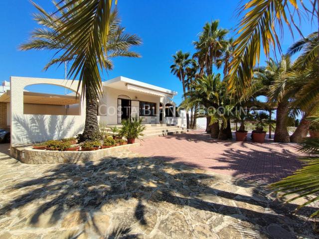 Casa en venta en Villajoyosa, Polígon Industrial El Torres