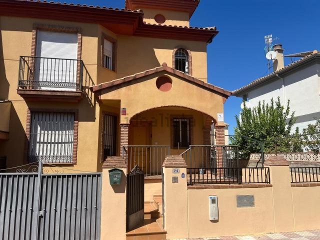 Casa en alquiler en Comarca de la Vega de Granada, Andalucía