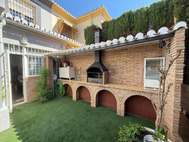 Casa en venta en La Zubia, San Antonio