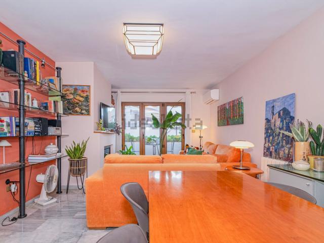 Casa en venta en San Antonio, La Zubia