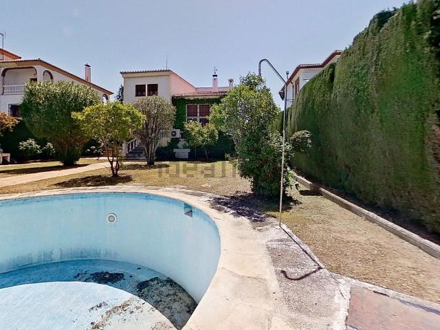 Casa en venta en La Zubia, Laurel de la Reina