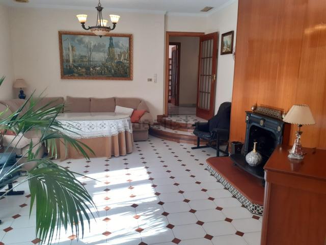 Casa en venta en La Zubia, Barrio Ermitaño Casa en venta en La Zubia, Barrio Ermitaño