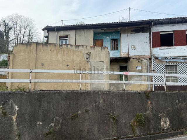 Casa en venta en Langreo