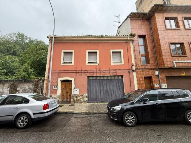 Casa en venta en Langreo, La Peña