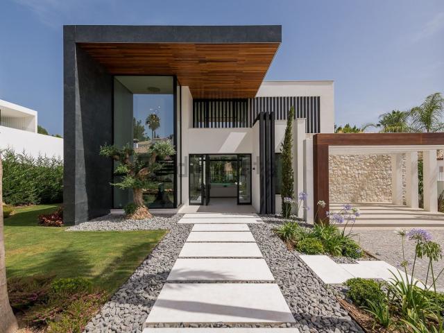 Casa en venta en Nueva Andalucía, Costa del Sol Occidental
