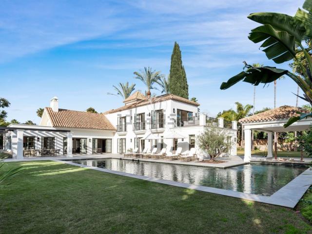 Casa en venta en Nueva Andalucía, Costa del Sol Occidental