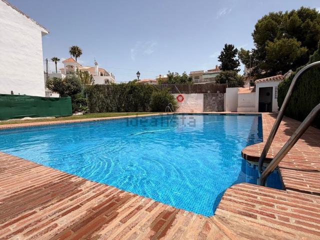 Casa en alquiler en Las Lagunas, Mijas