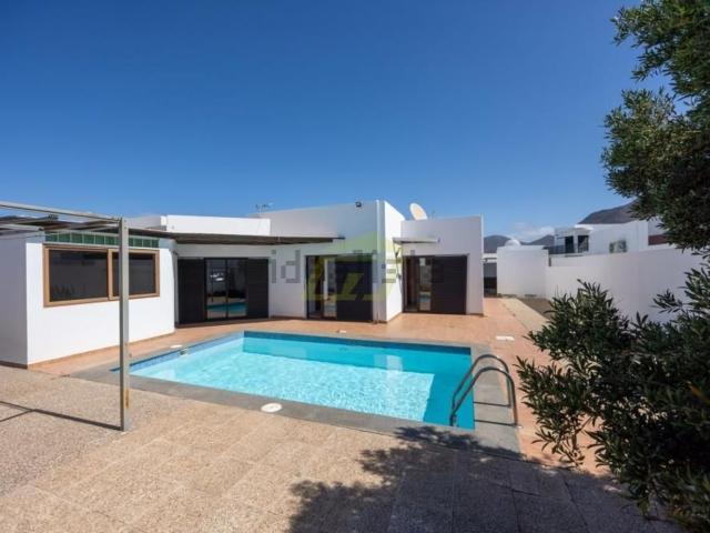 Casa en venta en Playa Blanca, Yaiza