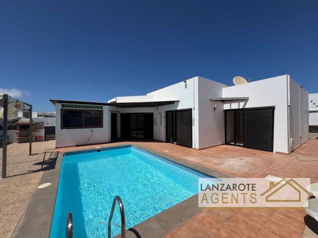 Casa en venta en Playa Blanca, Yaiza