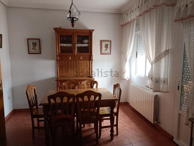 Casa en venta en Layos, Layos