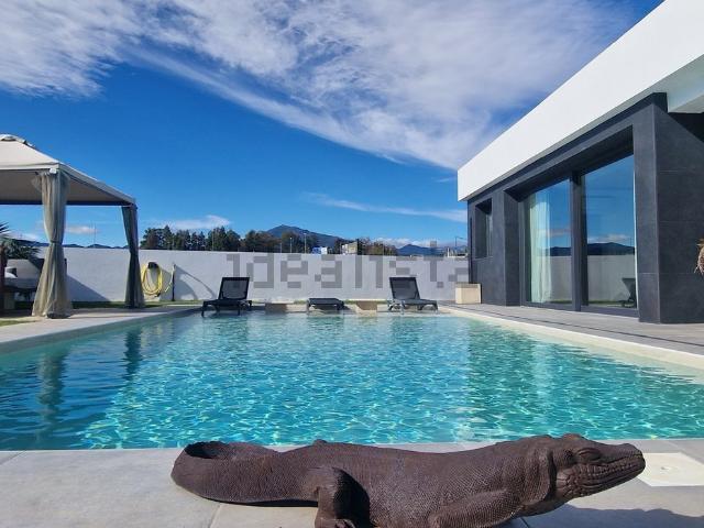Casa en venta en Guadalmina, Costa del Sol Occidental
