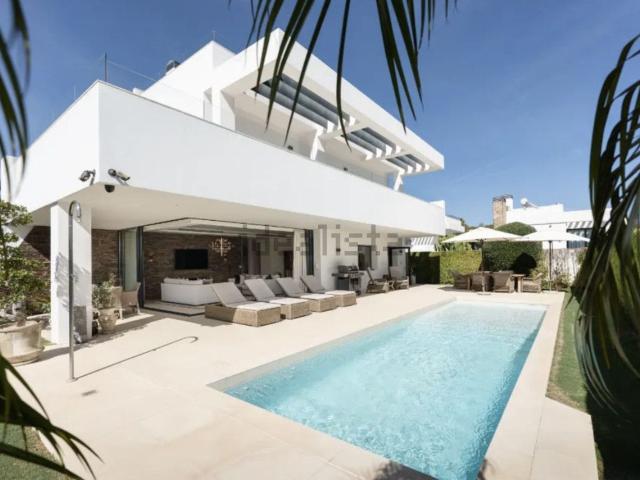 Casa en venta en Guadalmina, Costa del Sol Occidental