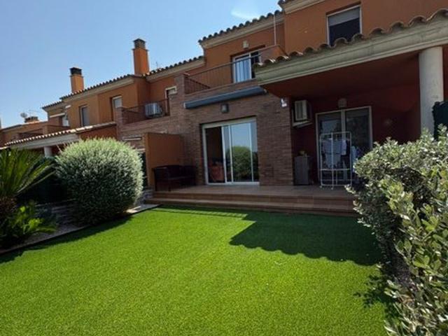 Casa en venta en Alt Empordà, Catalunya