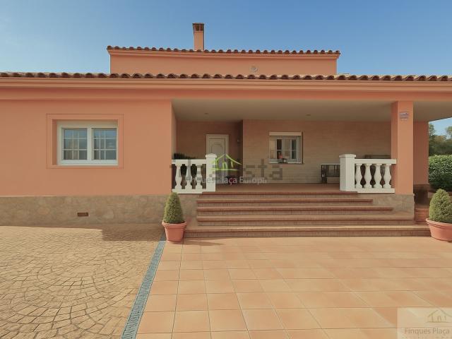 Casa en venta en Llagostera, Girona
