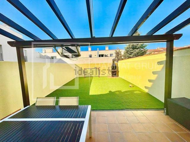 Casa en venta en Ganix, Gironès