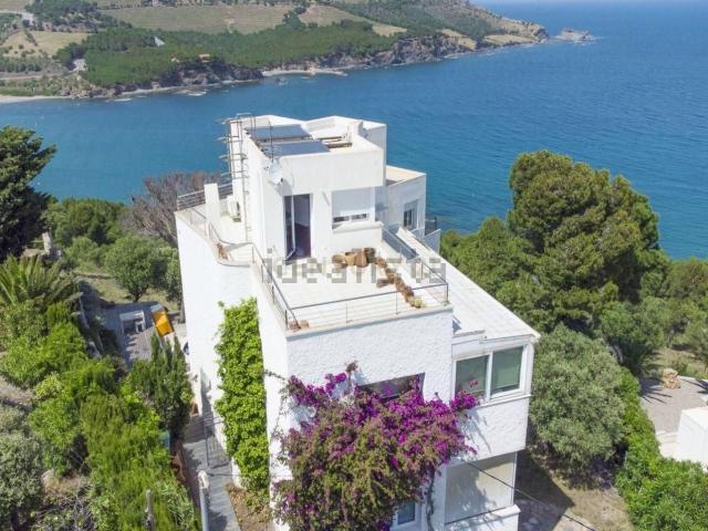 Casa en venta en Colera, Girona