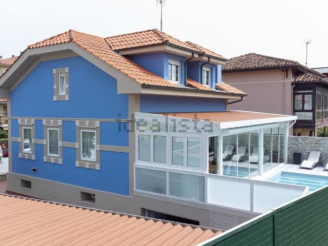 Casa en venta en Llanes