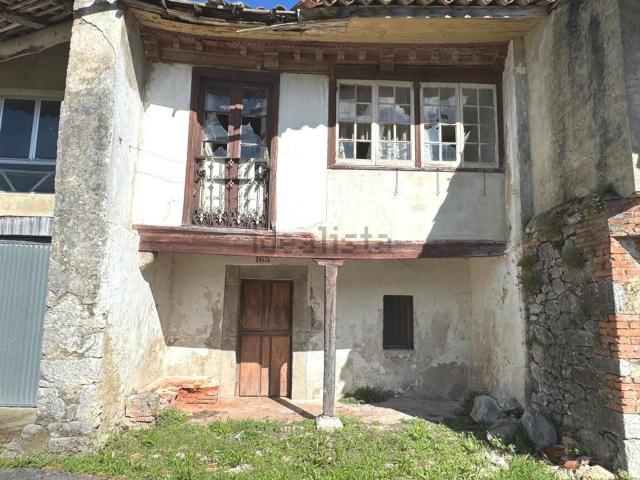 Casa en venta en Porrúa, Llanes