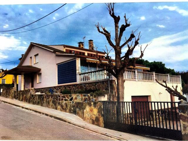 Casa en venta en Pinedes del Vallès, Lliçà d'Amunt