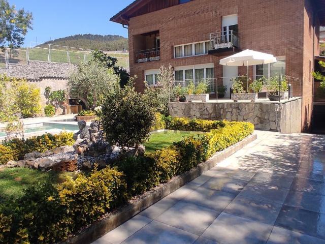 Casa en venta en Llodio, Isasi