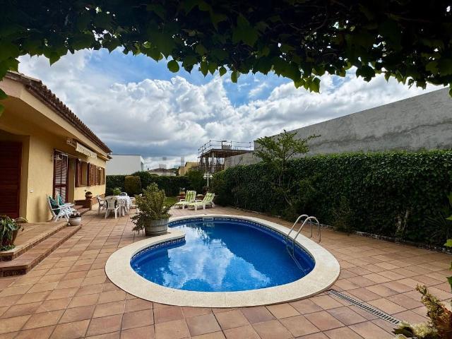 Casa en venta en Baix Penedès, Catalunya