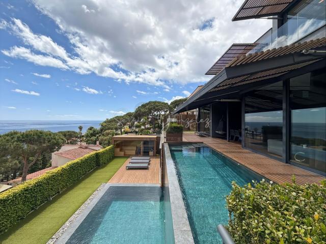 Casa en venta en Font Bandina, Lloret de Mar