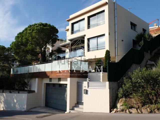 Casa en venta en Font Bandina, Lloret de Mar
