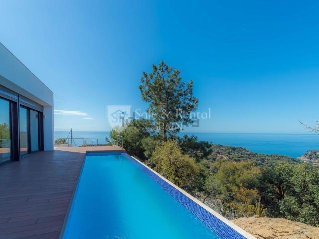 Casa en venta en Santa Maria de Llorell, la Selva