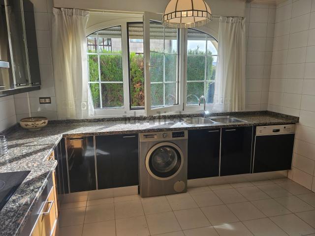 Casa en venta en Zamarripa, Erandio