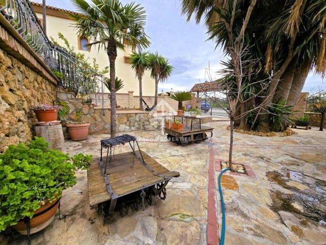 Casa en venta en El Frontil, Comarca de Loja
