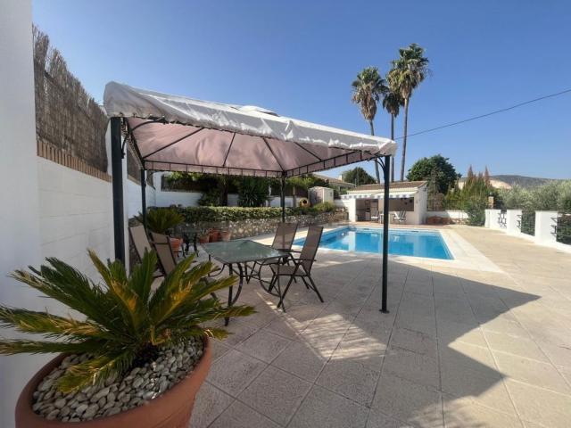 Casa en venta en Lora De Estepa, Andalucía