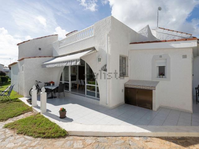Casa en venta en Orihuela, Valencia