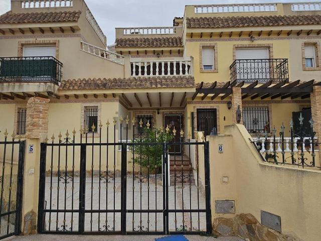Casa en venta en Orihuela, Los Almendros-Pau 26