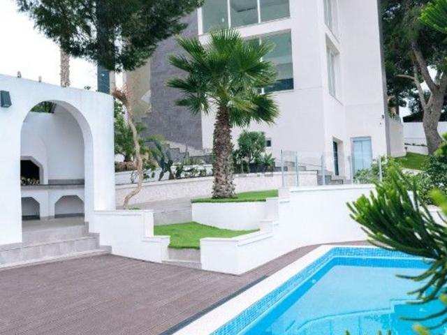 Casa en venta en Torrevieja, Urbanización Los Balcones
