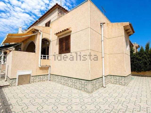 Casa en alquiler en Residencial Vistaferris, Torrevieja