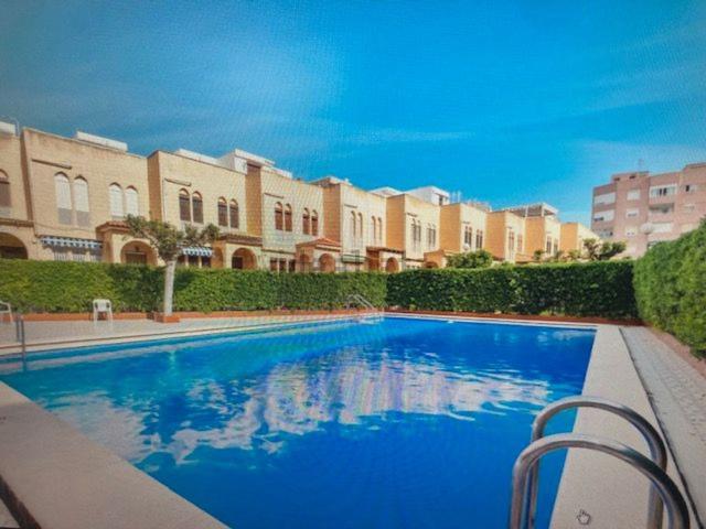 Casa en venta en Torrevieja, Valencia