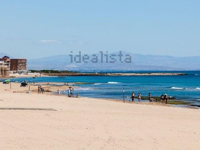 Casa en venta en Torrevieja, Valencia