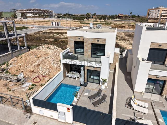 Casa en venta en el Baix Segura / La Vega Baja, Valencia