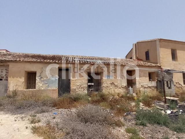 Casa en venta en Los Montesinos, Valencia