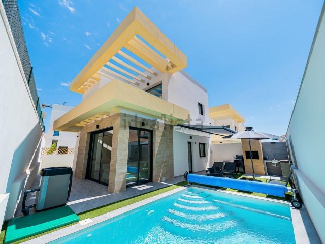 Casa en venta en el Baix Segura / La Vega Baja, Valencia