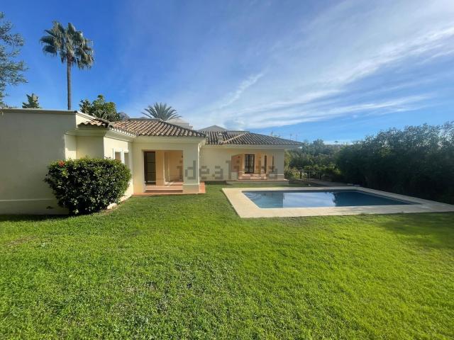 Casa en venta en Marbella, Marbella River Garden