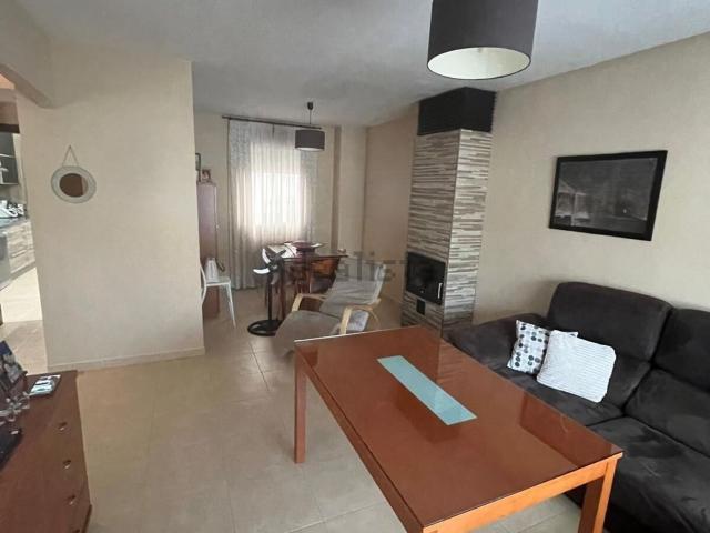 Casa en venta en Zona 1 (el Valle y Dehesa de la Villa), Lucena