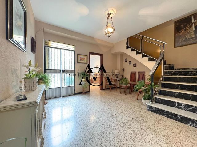 Casa en venta en Zona 2 (Centro y San Francisco), Lucena