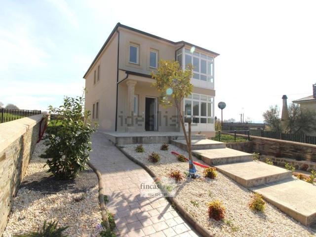 Casa en venta en Lugo, O Cuco
